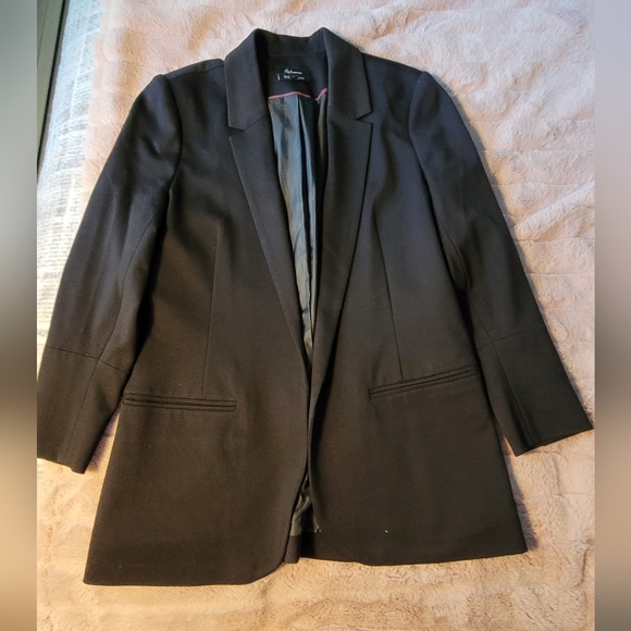 Reitmans Modern Stretch Blazer s8 - Picture 3 of 8